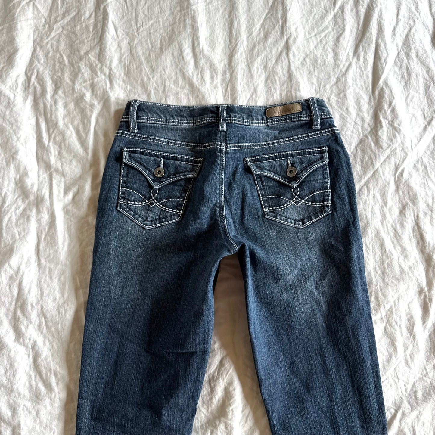 Mudd Low-Rise Medium Wash Straight Fit Jeans - Size XS