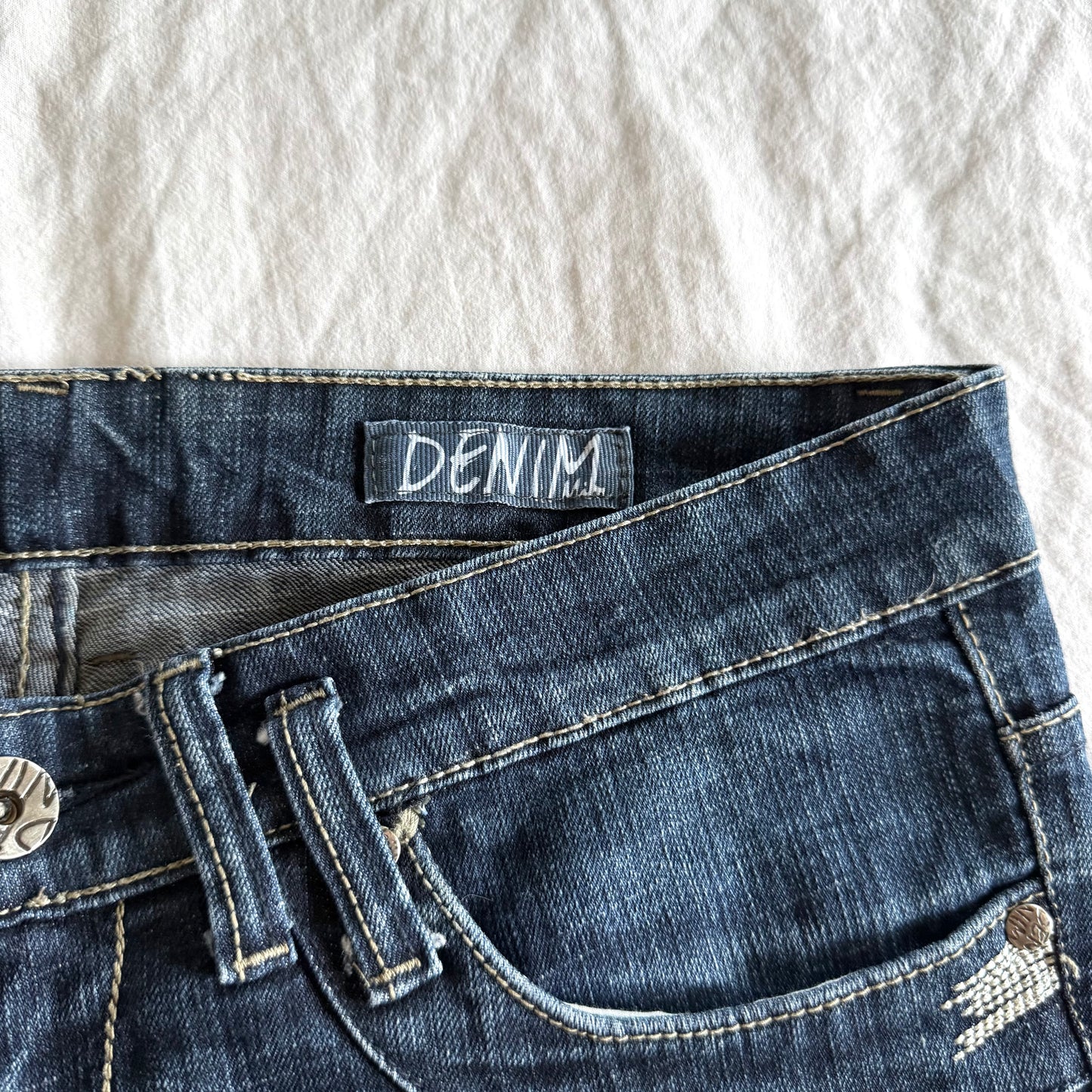 Mim Low-Rise Dark Wash Wide Leg Jeans - Size M/L