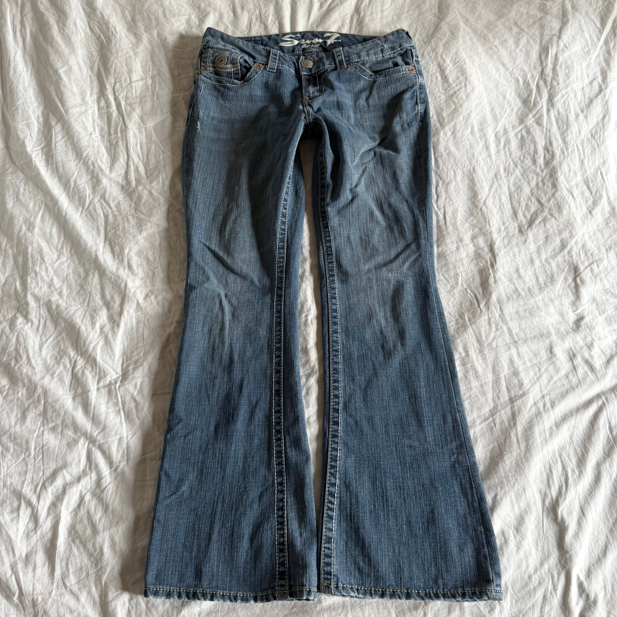Seven7 Low-Rise Medium Wash Bootcut Jeans - Size M