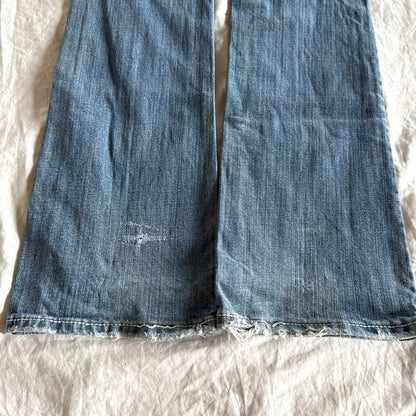 Miss Me Low-Rise Light Wash Straight Fit Jeans - Size XXS