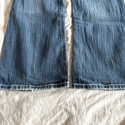 BKE Low-Rise Light Wash Bootcut Jeans - Size L