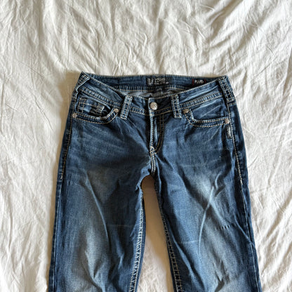 Silver Low-Rise Medium Wash Straight Fit Jeans - Size M