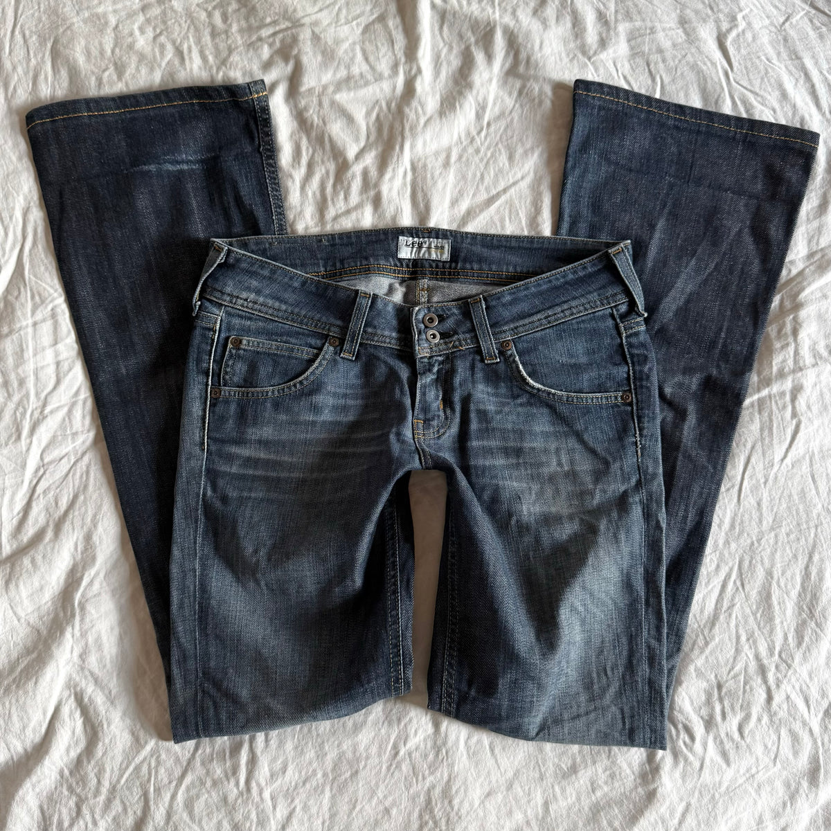 Lee Low-Rise Dark Wash Straight Fit Jeans - Size M