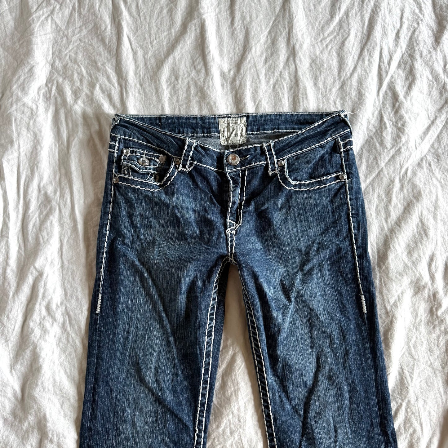 LA IDOL Low-Rise Dark Wash Bootcut Jeans - Size M