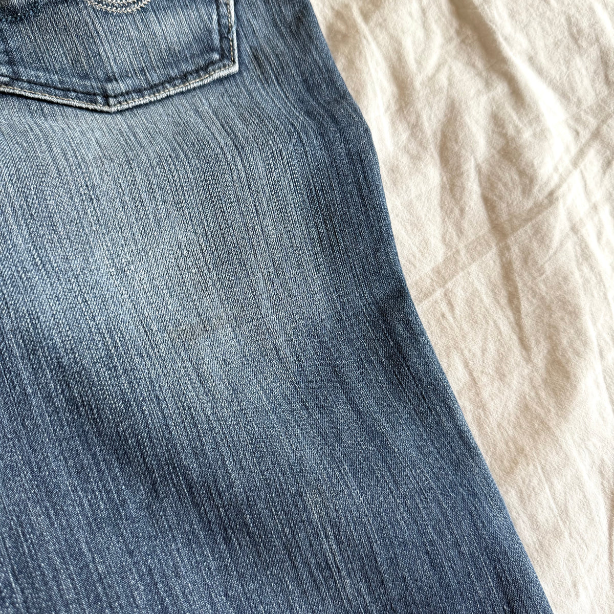 Revers Low-Rise Medium Wash Straight Fit Jeans - Size S/M