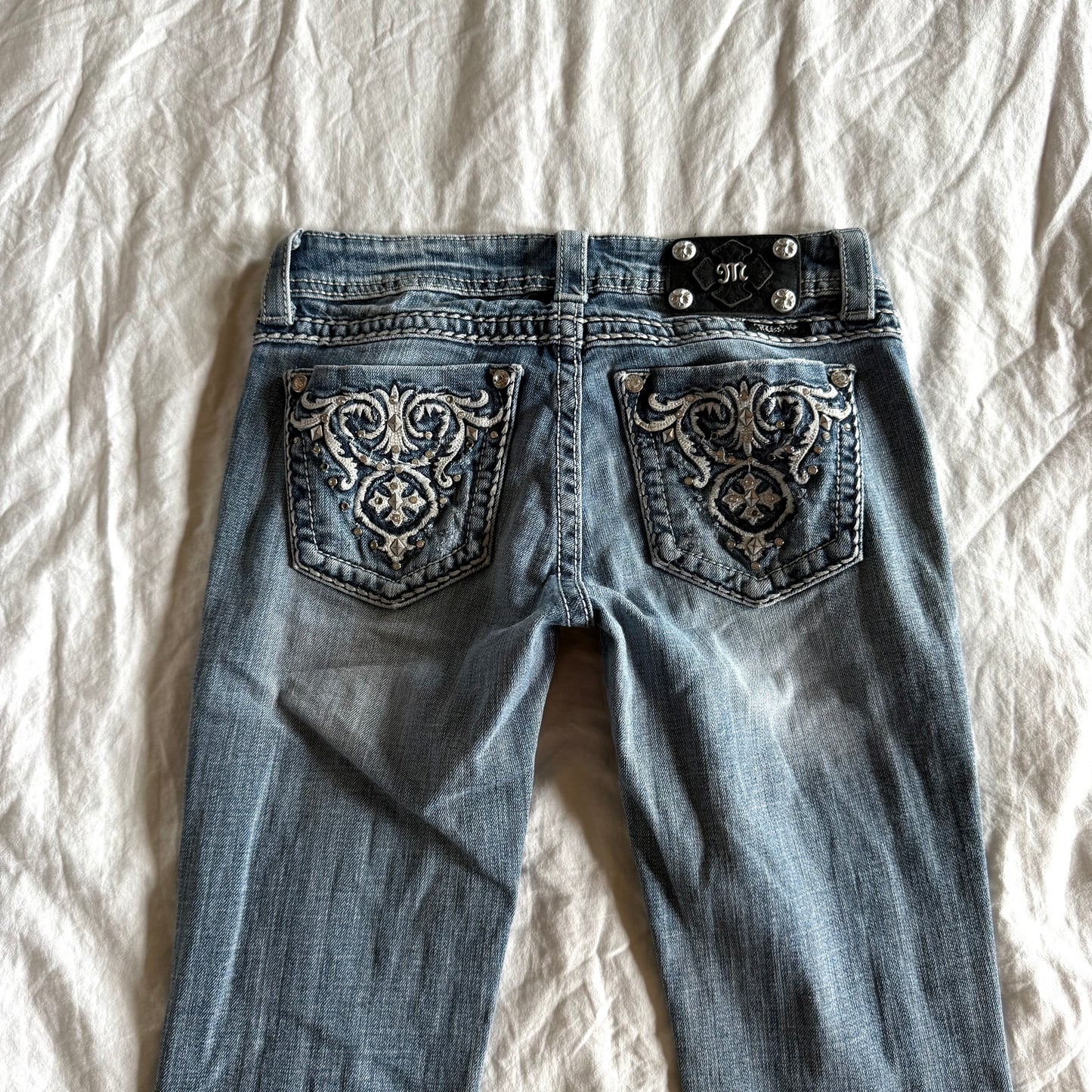 Miss Me Low-Rise Light Wash Bootcut Jeans - Size XS
