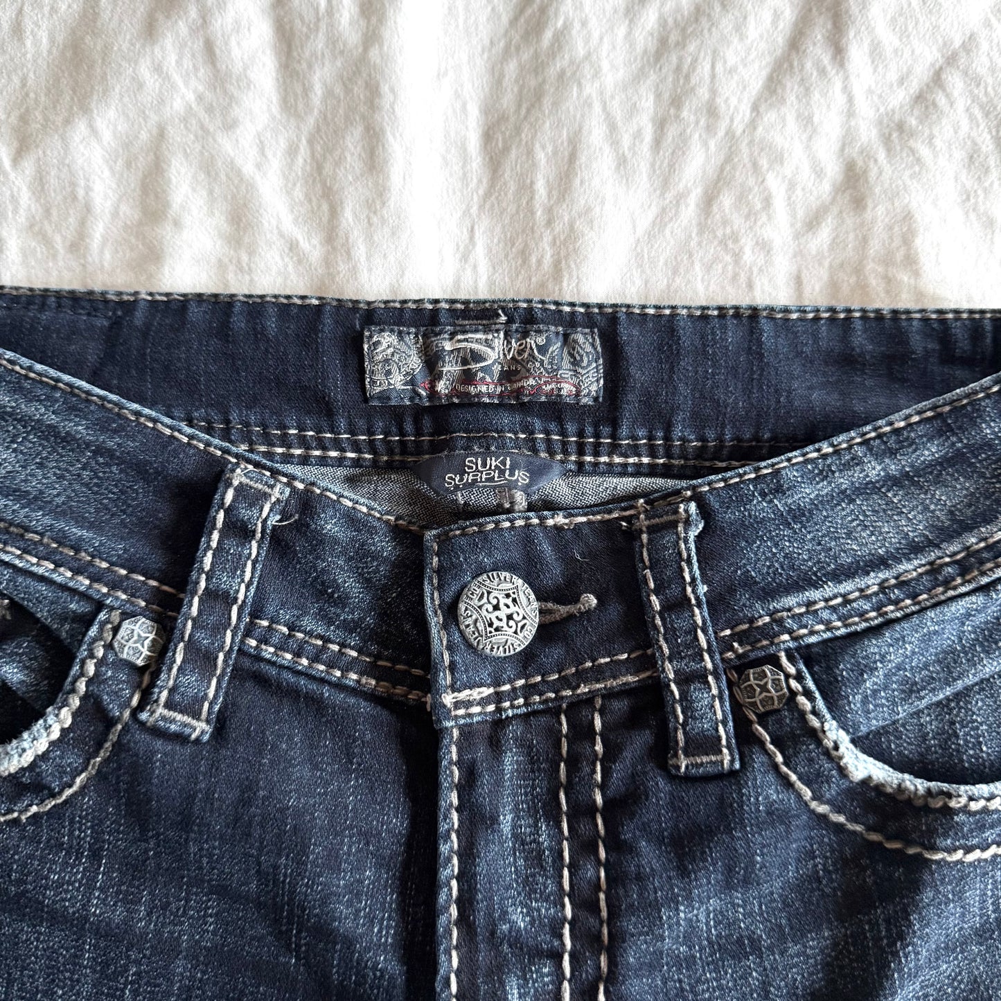 Silver Low-Rise Dark Wash Bootcut Jeans - Size XS