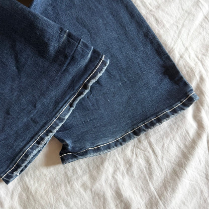 Amethyst Low-Rise Dark Wash Bootcut Jeans - Size L