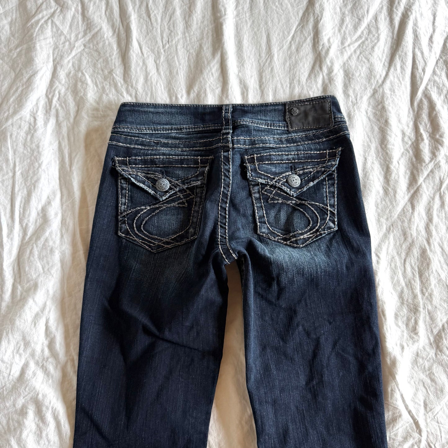 Silver Low-Rise Dark Wash Bootcut Jeans - Size XS