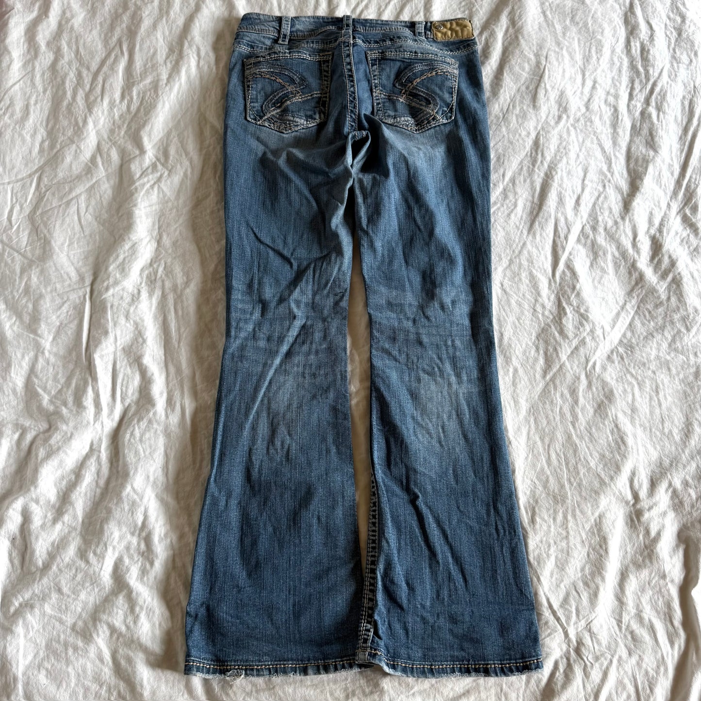 Silver Low-Rise Medium Wash Bootcut Jeans - Size M