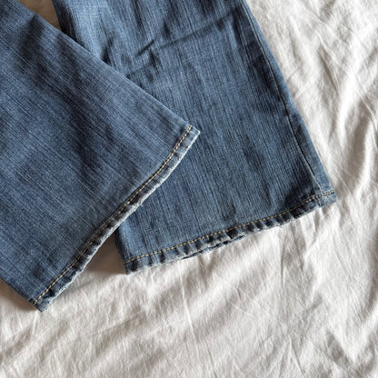 Seven7 Low-Rise Medium Wash Bootcut Jeans - Size M
