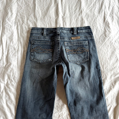 Cowgirl Tuff Low-Rise Dark Wash Straight Fit Jeans - Size M