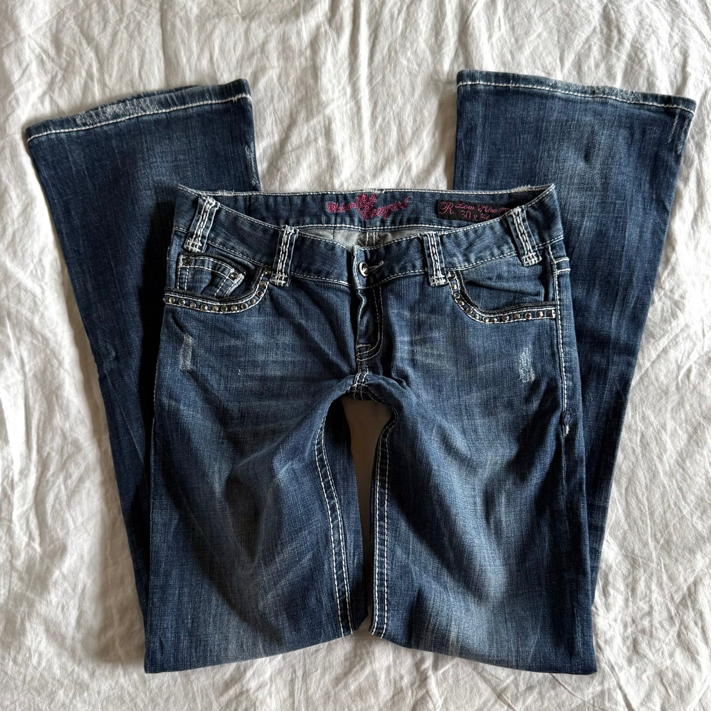 Rock & Roll Cowgirl Low-Rise Dark Wash Bootcut Jeans - Size M