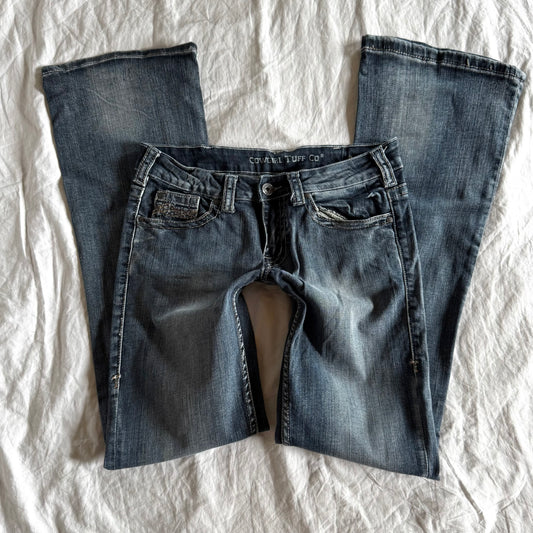 Cowgirl Tuff Low-Rise Dark Wash Straight Fit Jeans - Size M