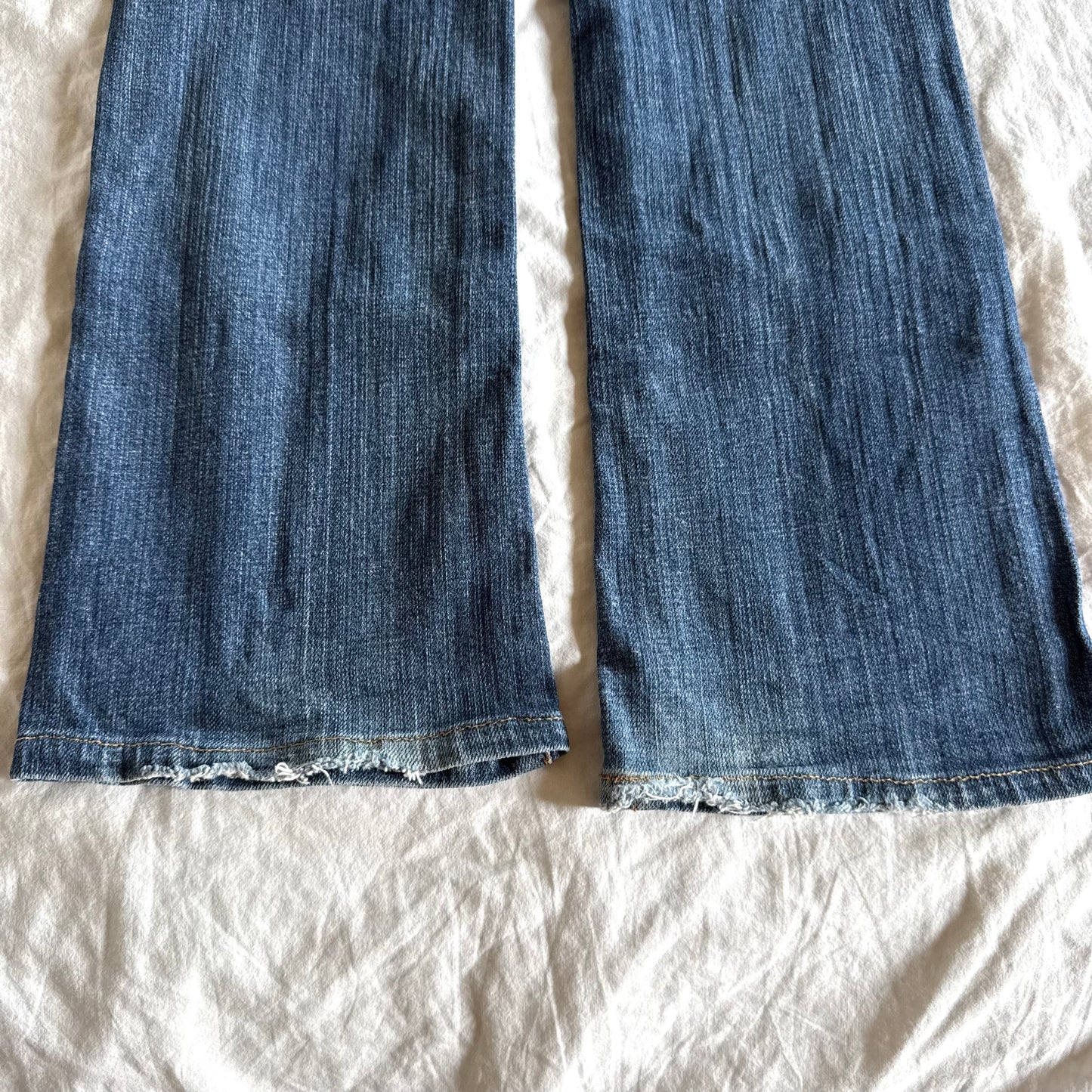 7 for All Mankind Low-Rise Medium Wash Straight Fit Jeans - Size XXS