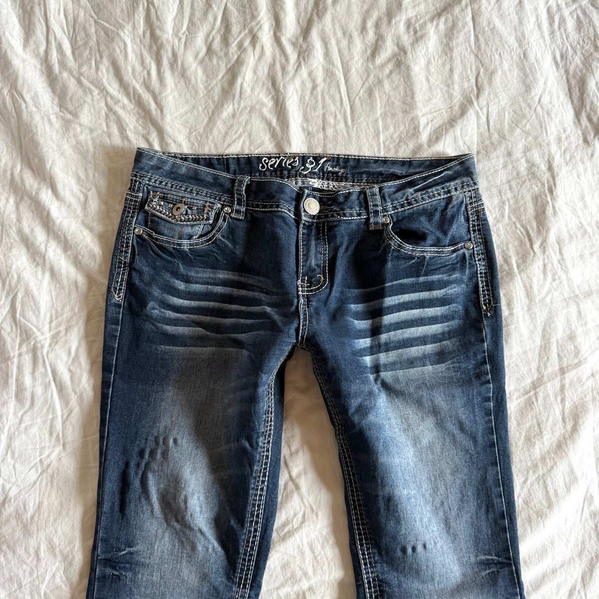 Amethyst Low-Rise Dark Wash Bootcut Jeans - Size L