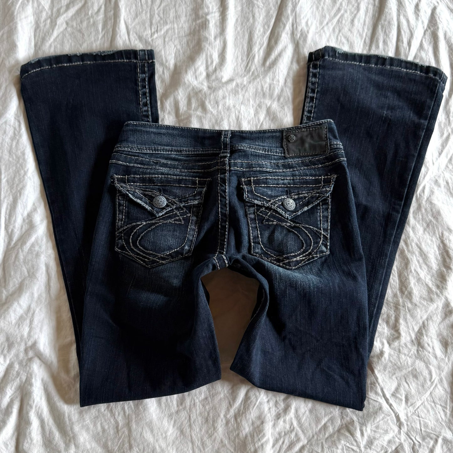 Silver Low-Rise Dark Wash Bootcut Jeans - Size XS