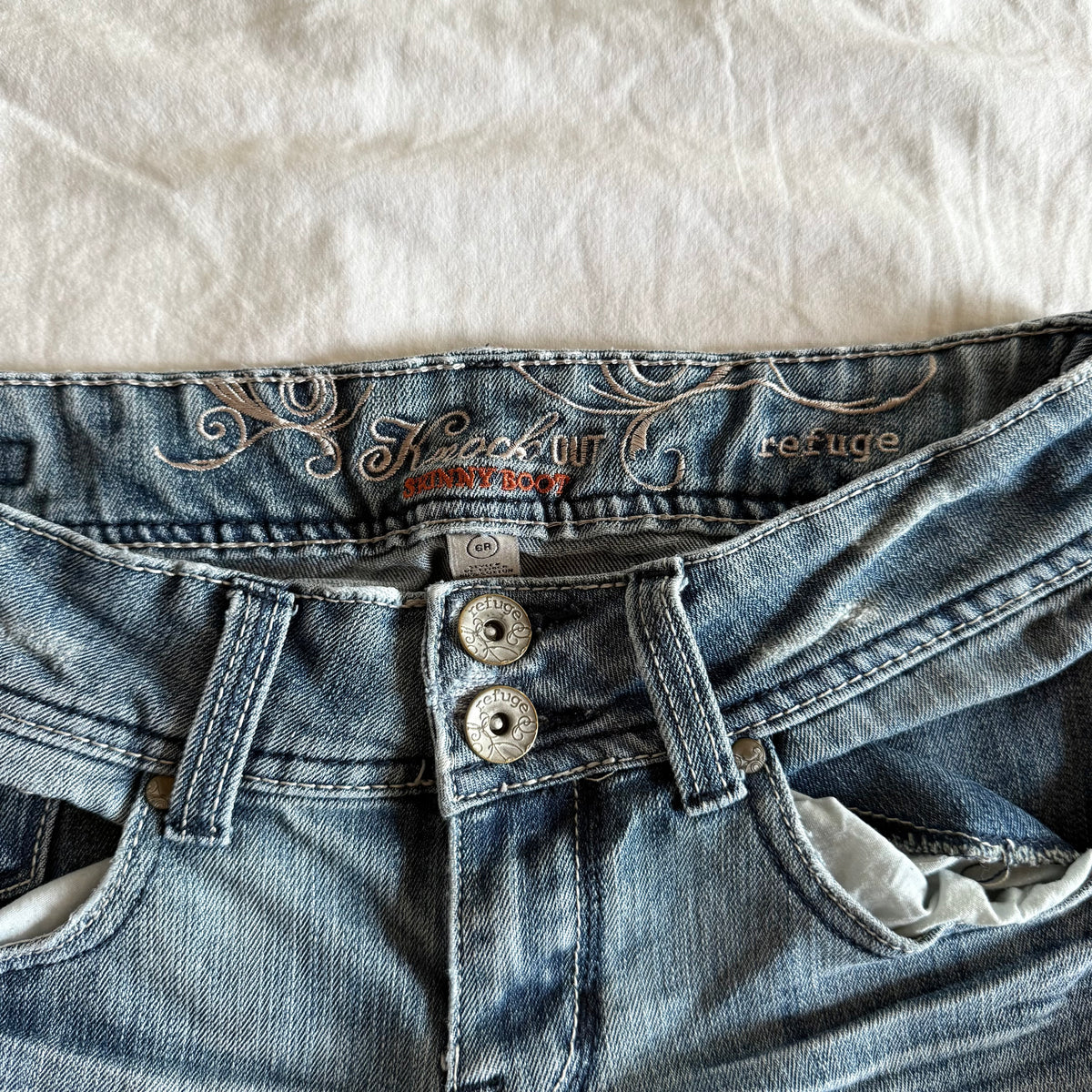Refuge Low-Rise Light Wash Bootcut Jeans - Size XS