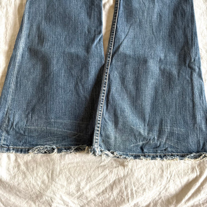BKE Low-Rise Medium Wash Flared Jeans - Size M