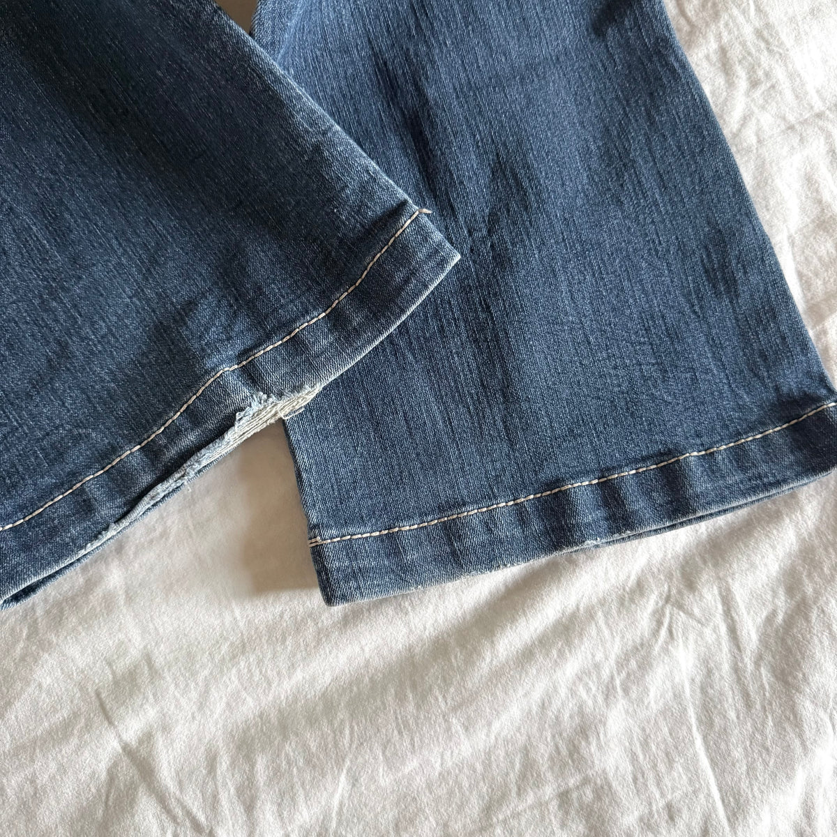 Maurices Low-Rise Medium Wash Bootcut Jeans - Size M