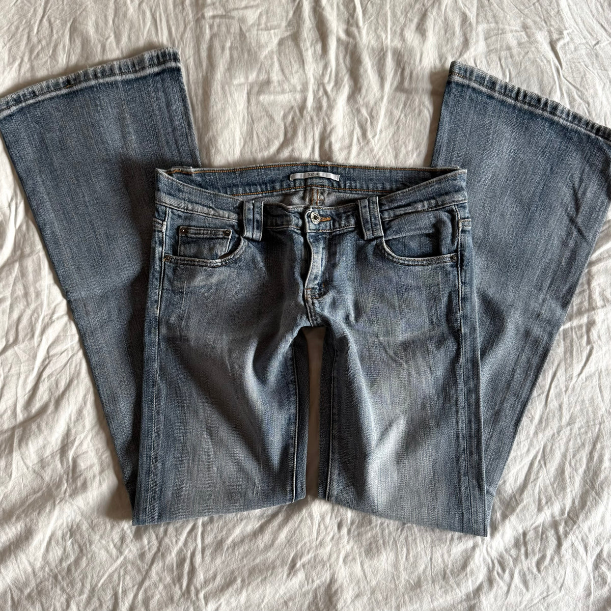 Xanaka Low-Rise Light Wash Bootcut Jeans - Size M