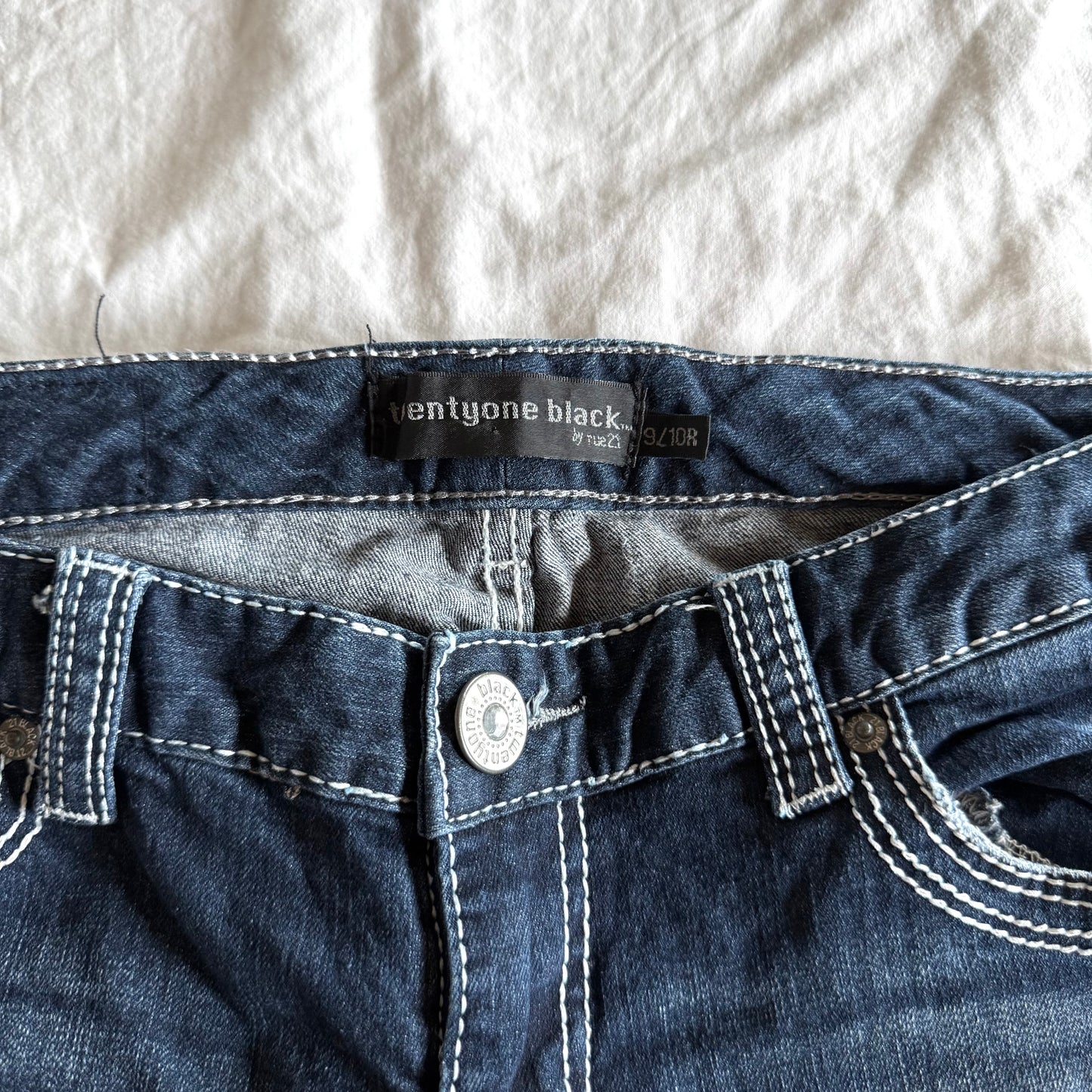 RUE21 Low-Rise Ripped Dark Wash Bootcut Jeans - Size M
