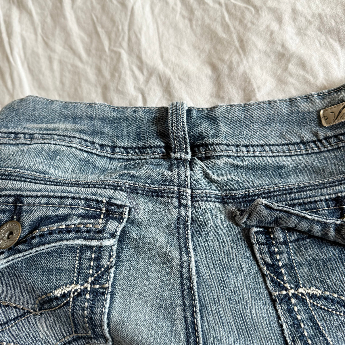 Refuge Low-Rise Light Wash Bootcut Jeans - Size XS