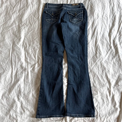 Mudd Low-Rise Medium Wash Straight Fit Jeans - Size XS