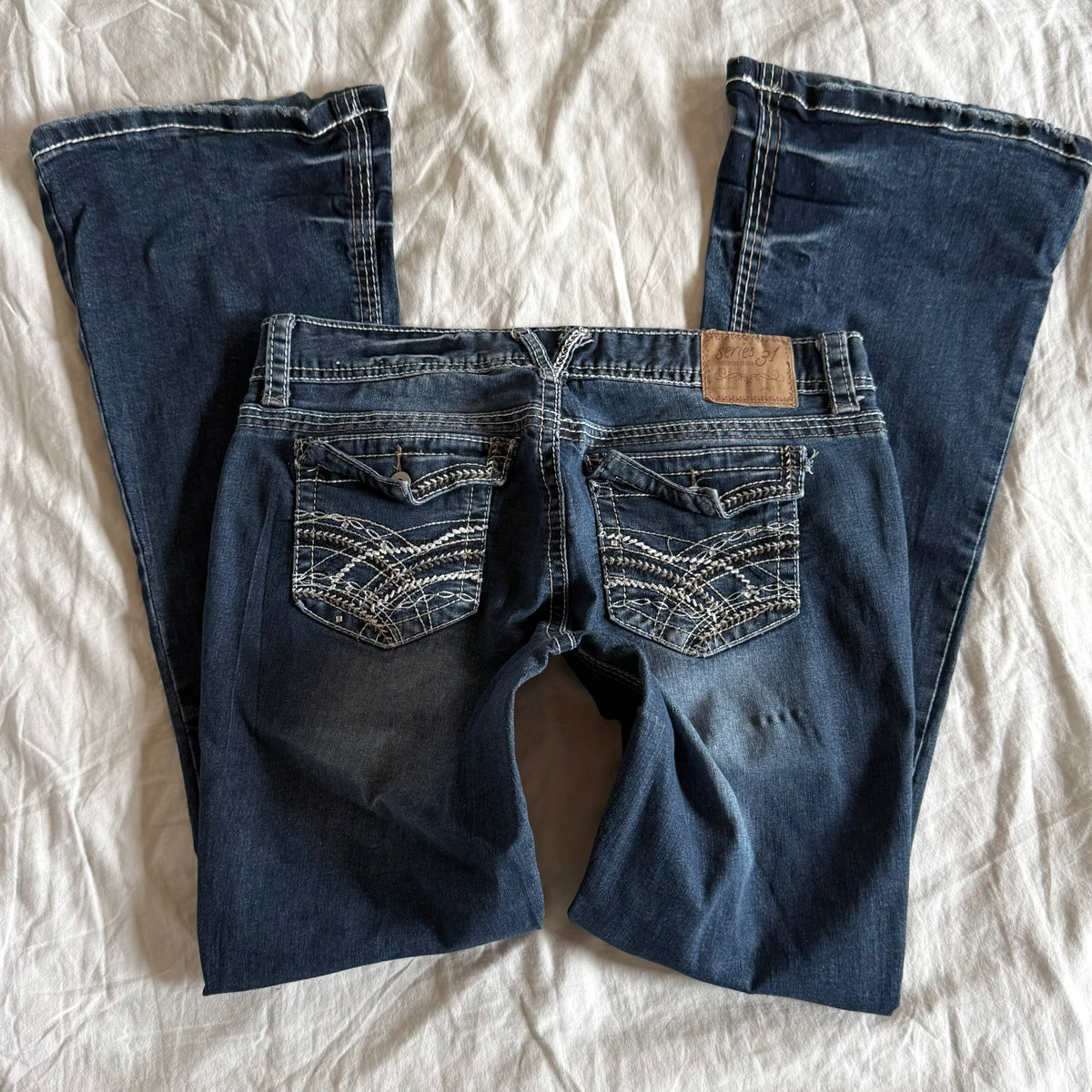 Amethyst Low-Rise Dark Wash Bootcut Jeans - Size L