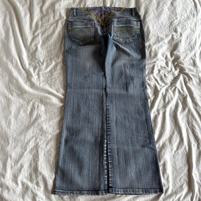 Vintage Low-Rise Light Wash Straight Fit Jeans - Size M
