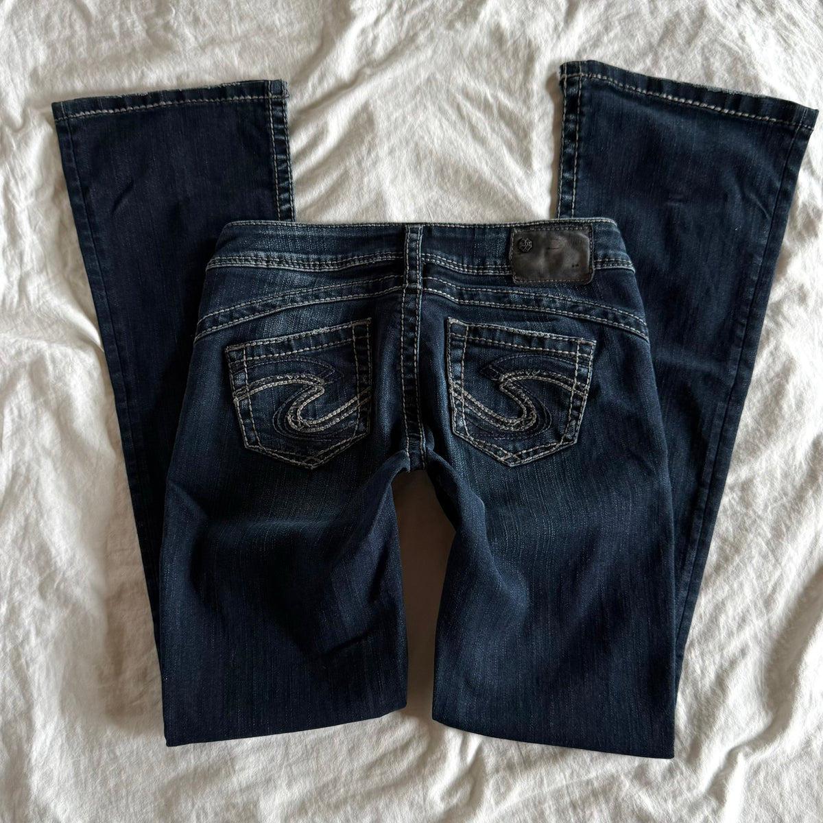Silver Low-Rise Dark Wash Straight Fit Jeans - Size XXS