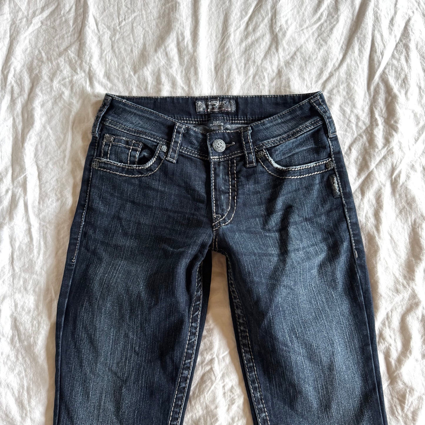 Silver Low-Rise Dark Wash Bootcut Jeans - Size XS