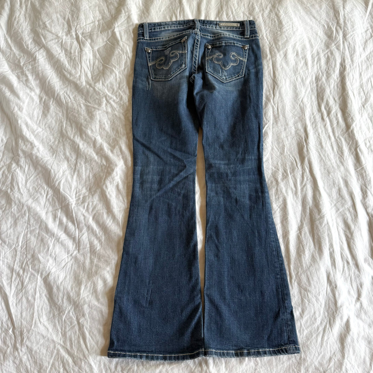 Rerock Low-Rise Ripped Medium Wash Bootcut Jeans - Size XXS