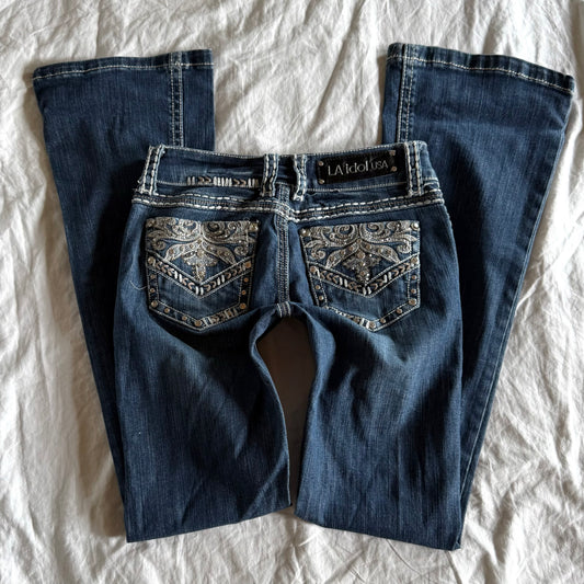 LA IDOL Low-Rise Dark Wash Bootcut Jeans - Size XXS/XS
