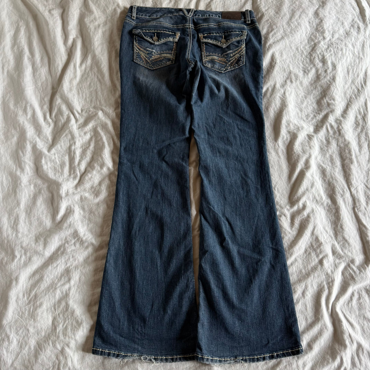 Maurices Low-Rise Medium Wash Bootcut Jeans - Size L