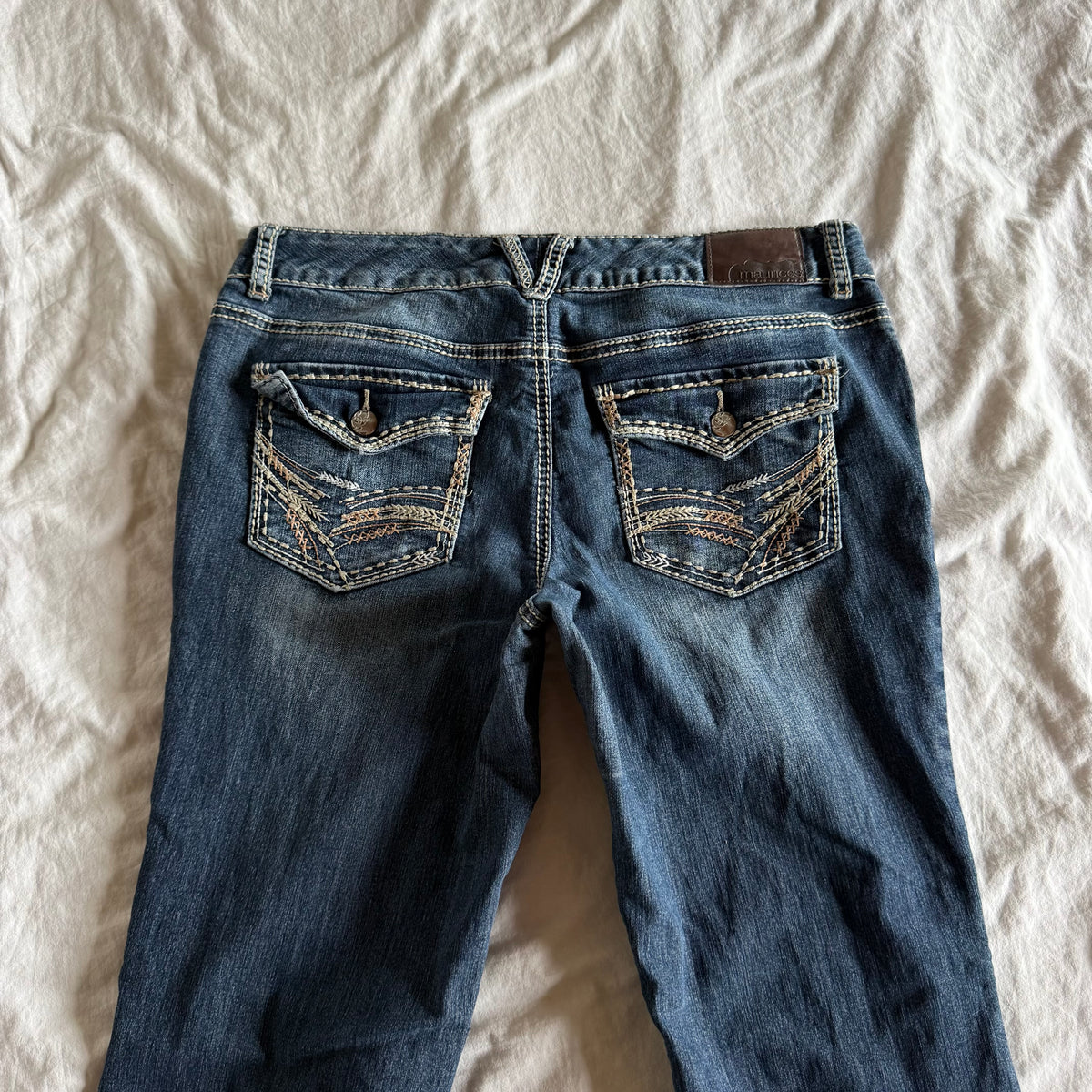 Maurices Low-Rise Medium Wash Bootcut Jeans - Size L