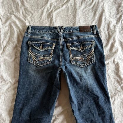 Maurices Low-Rise Medium Wash Bootcut Jeans - Size L