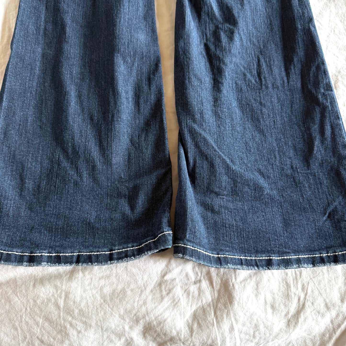 RUE21 Low-Rise Ripped Dark Wash Bootcut Jeans - Size M