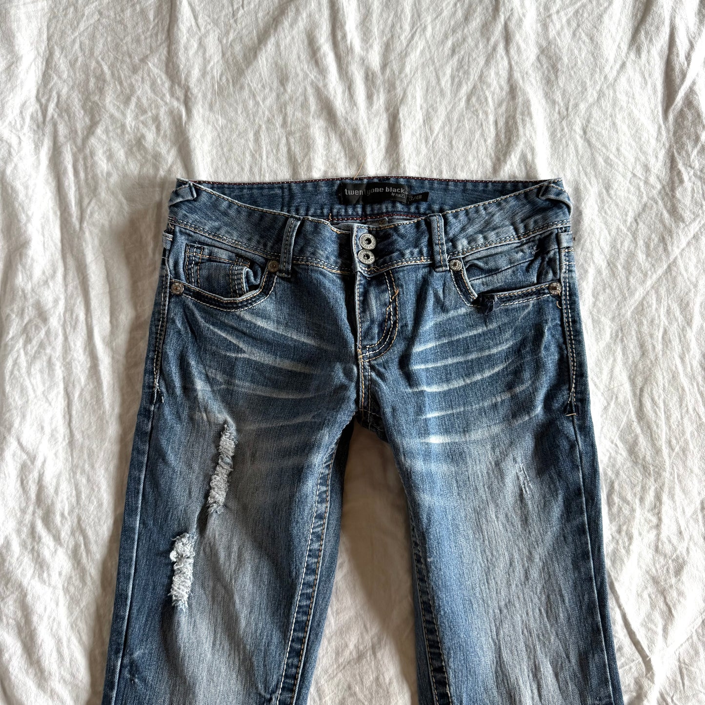 RUE21 Low-Rise Medium Wash Ripped Flared Jeans - Size XS
