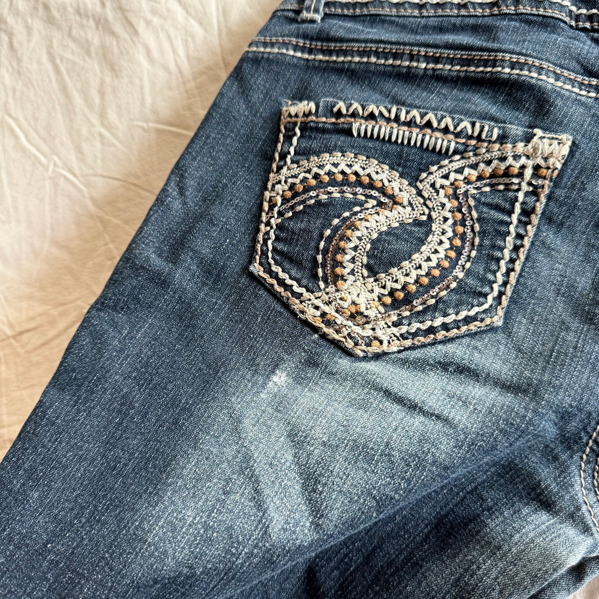 Maurices Low-Rise Dark Wash Straight Fit Jeans - Size M
