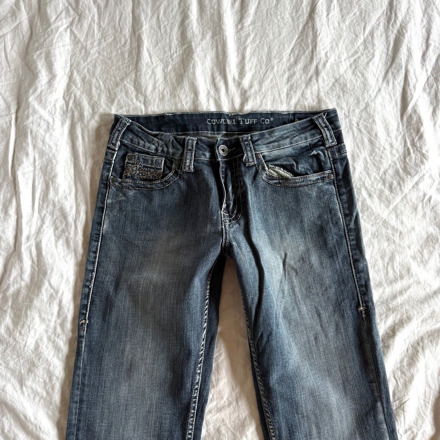 Cowgirl Tuff Low-Rise Dark Wash Straight Fit Jeans - Size M