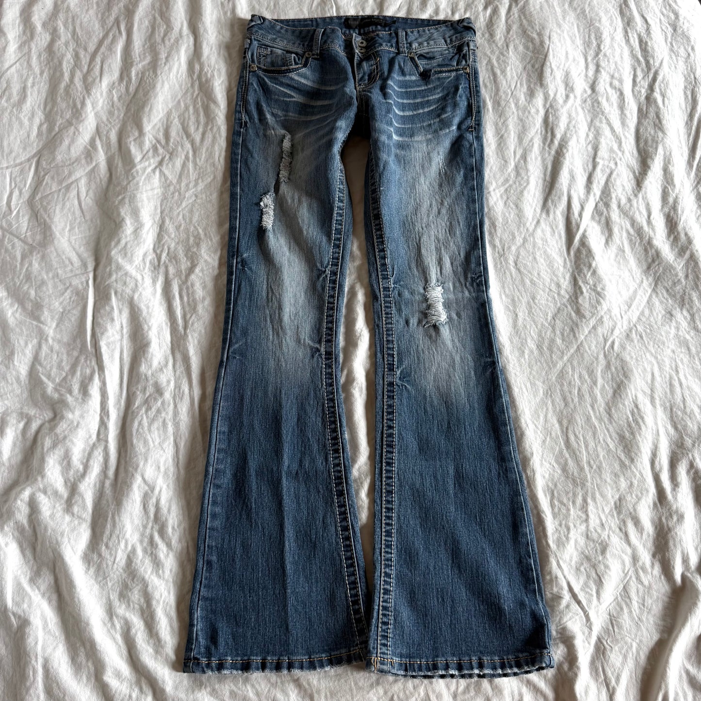 RUE21 Low-Rise Medium Wash Ripped Flared Jeans - Size XS