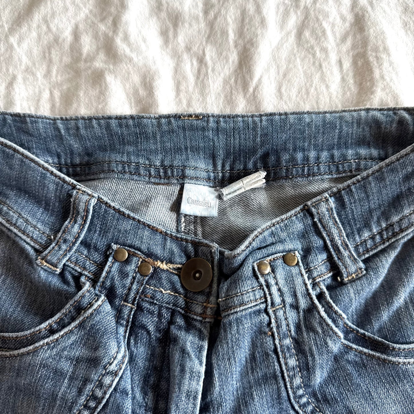 Camaieu Low-Rise Medium Wash Flared Jeans - Size XS