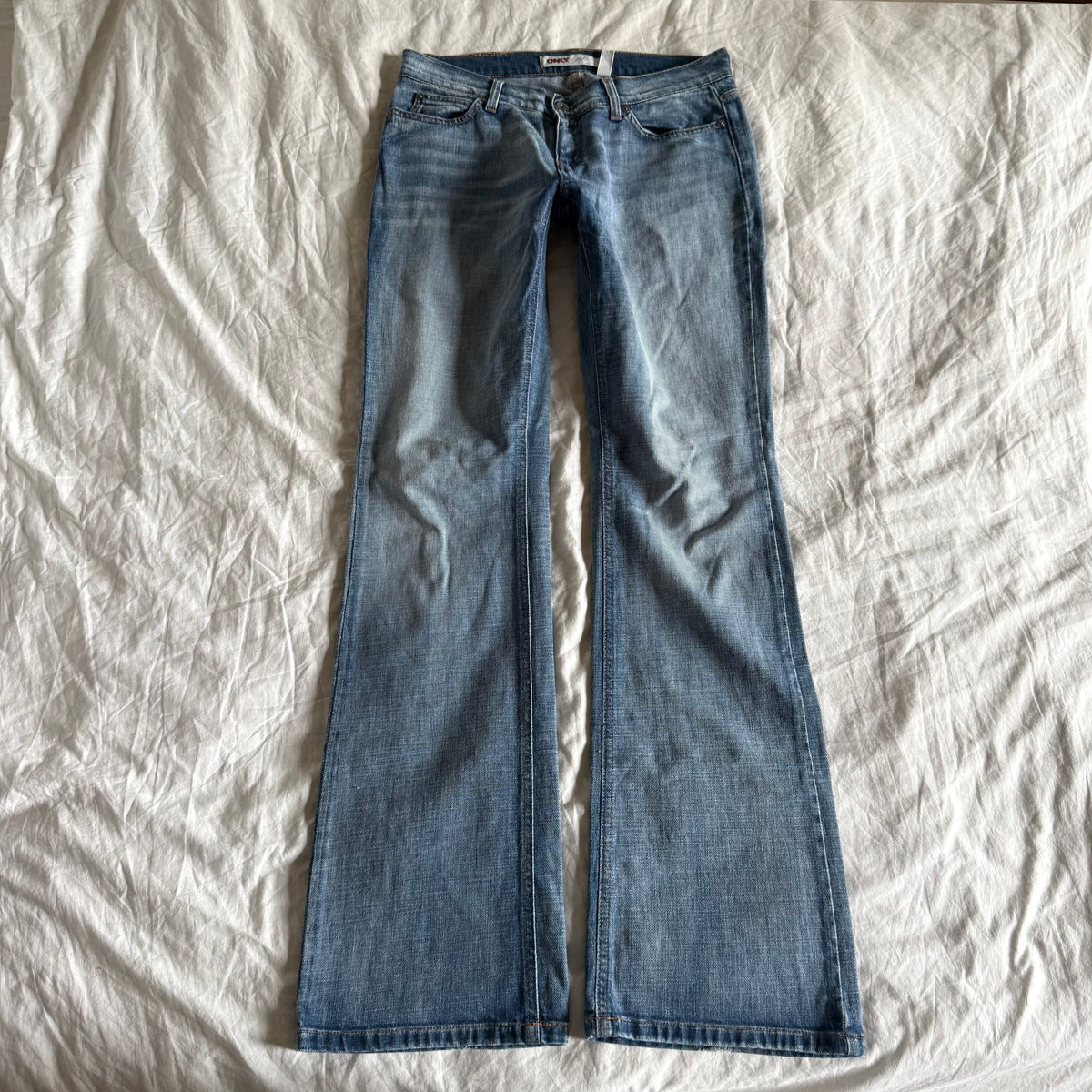 Only Low-Rise Light Wash Straight Fit Jeans - Size L