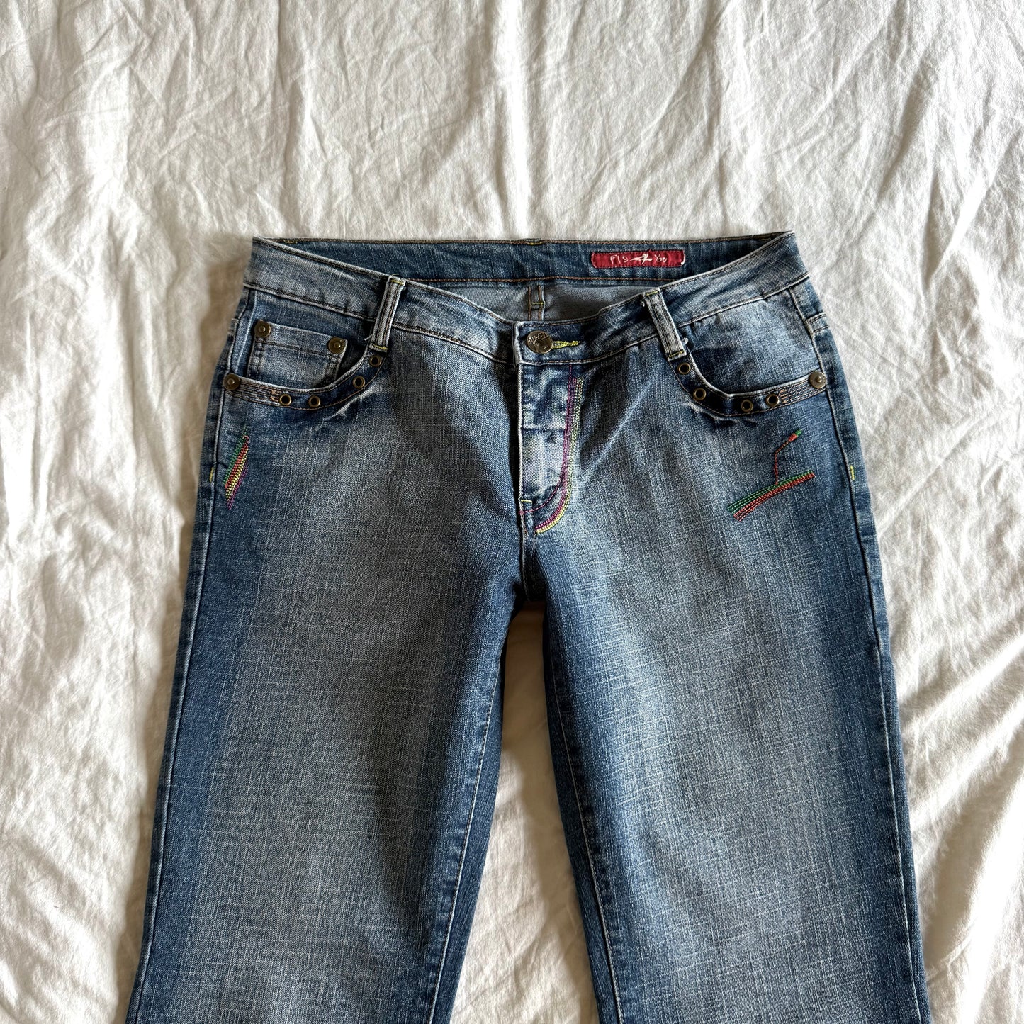 Fly 4 You Low-Rise Medium Wash Bootcut Jeans - Size L