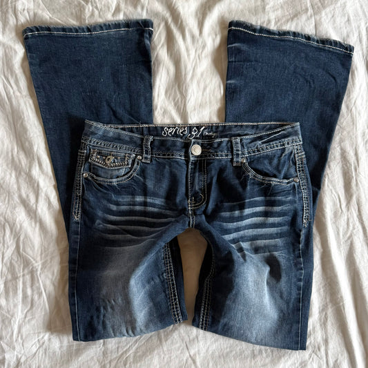 Amethyst Low-Rise Dark Wash Bootcut Jeans - Size L