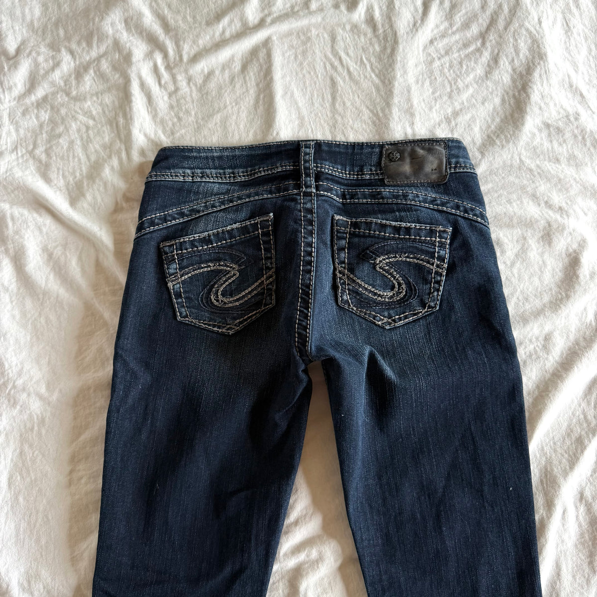 Silver Low-Rise Dark Wash Straight Fit Jeans - Size XXS