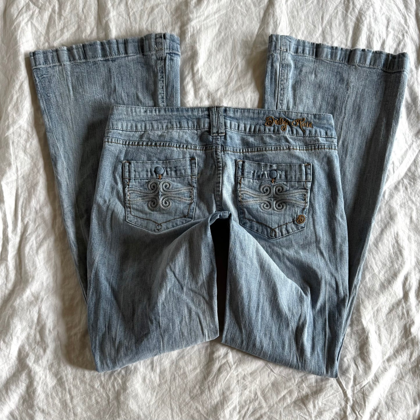 Indigo Rein Low-Rise Light Wash Flared Jeans - Size L