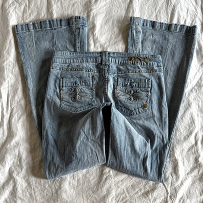Indigo Rein Low-Rise Light Wash Flared Jeans - Size L