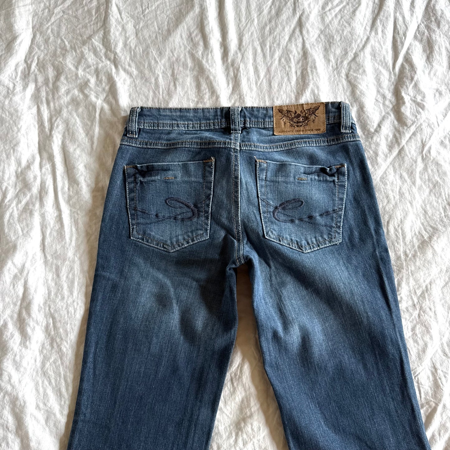 Edc by Esprit Low-Rise Medium Wash Straight Fit Jeans Jeans - Size XXS/XS